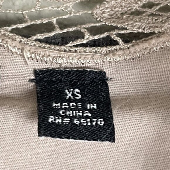 Knitted & Knotted Anthropologie Cardigan Size XS Gray Beige Layer Sweater - Picture 4 of 7